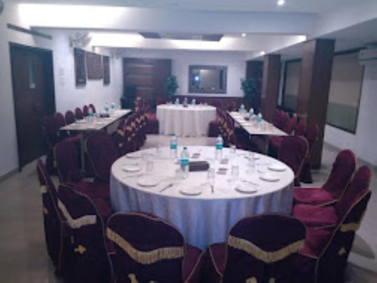 Hotel Sai Saya,נאסיק מראה חיצוני תמונה